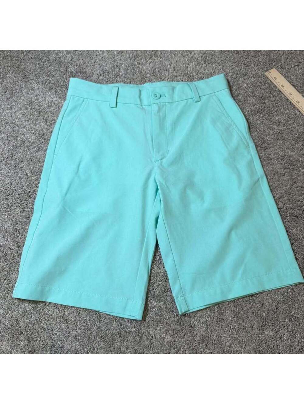 Vineyard Vines Boy’s Mint Green Performance Shorts Size 14